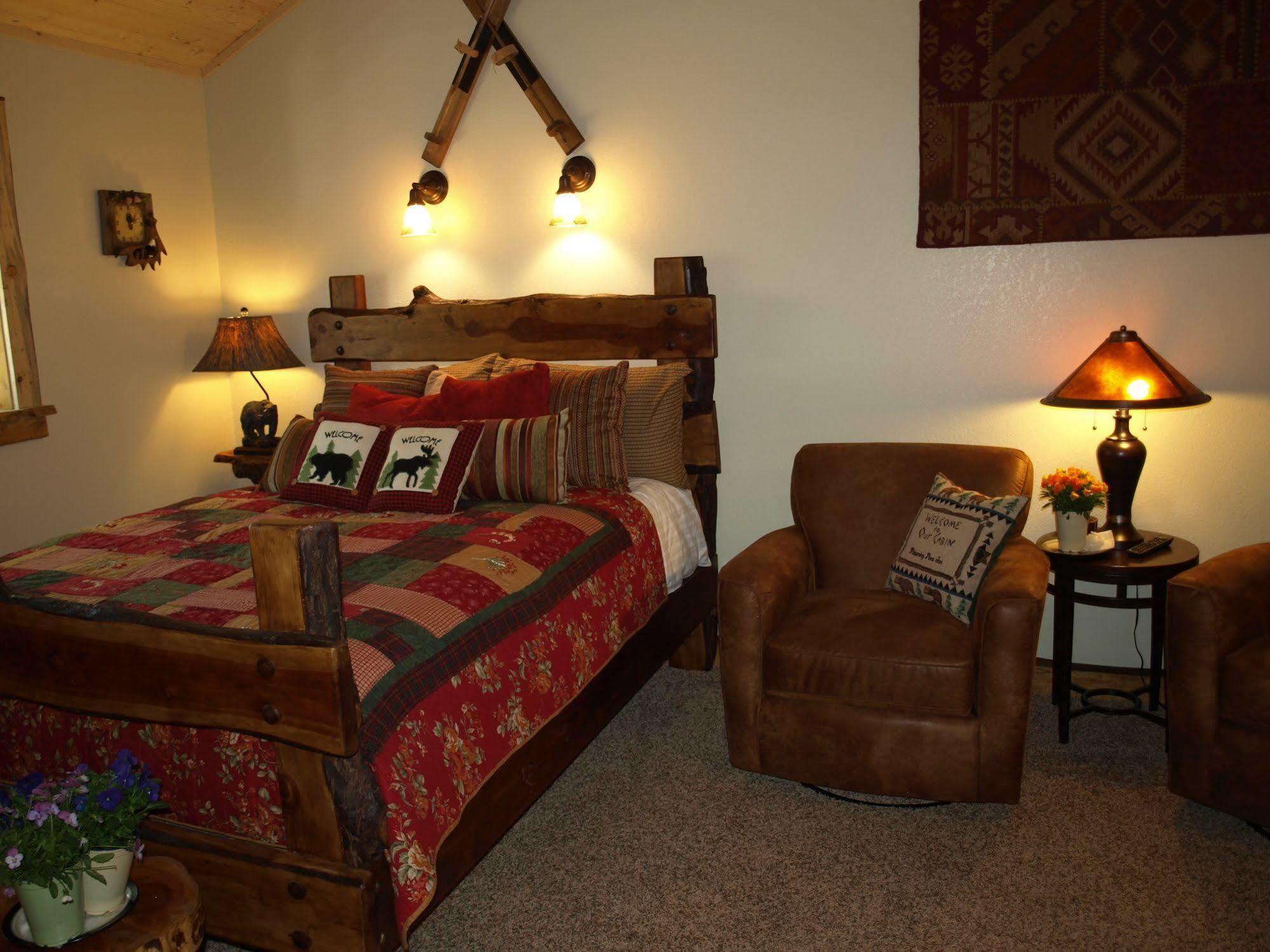 Whispering Pines Inn Flagstaff Bagian luar foto