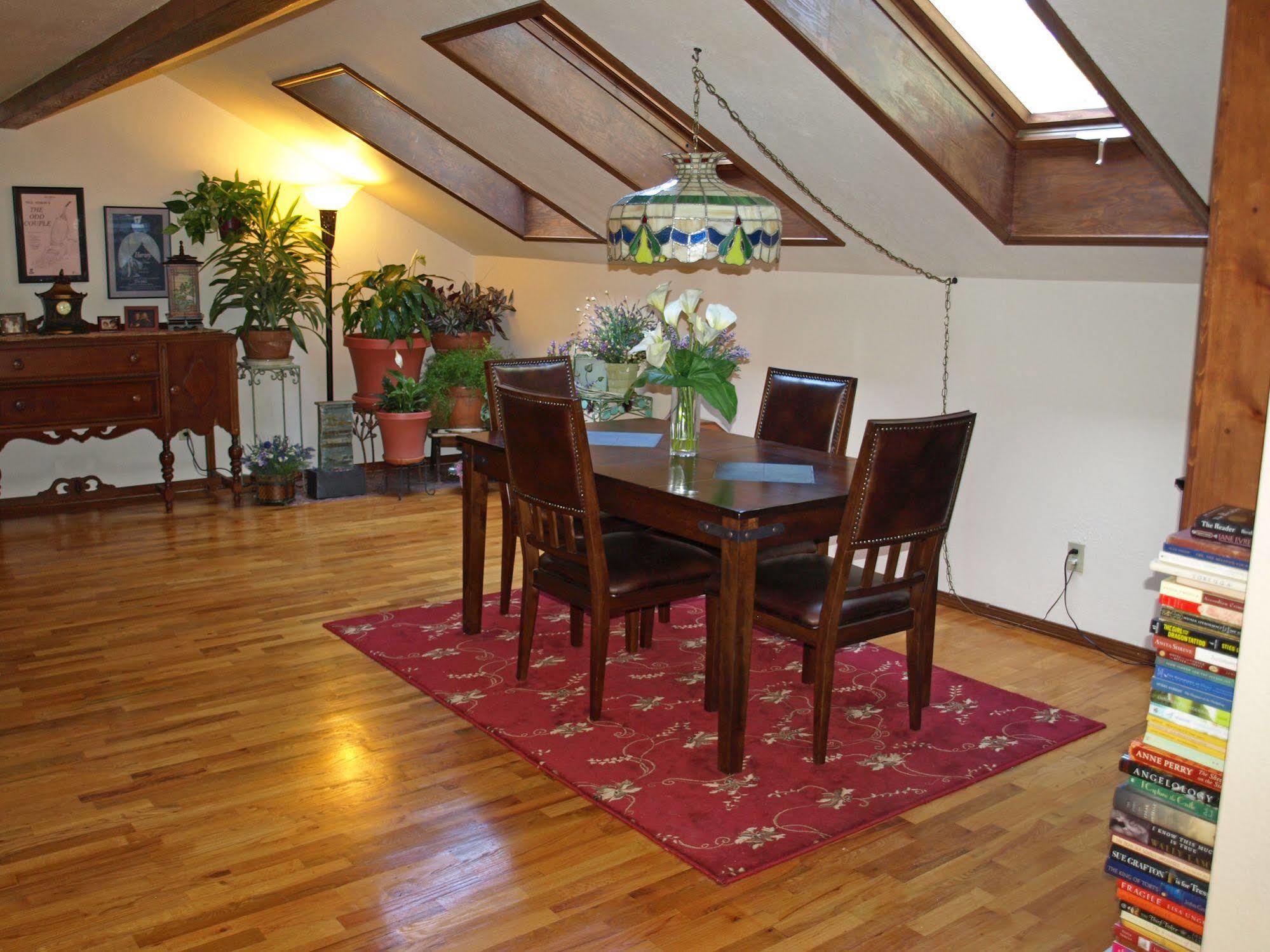 Whispering Pines Inn Flagstaff Bagian luar foto